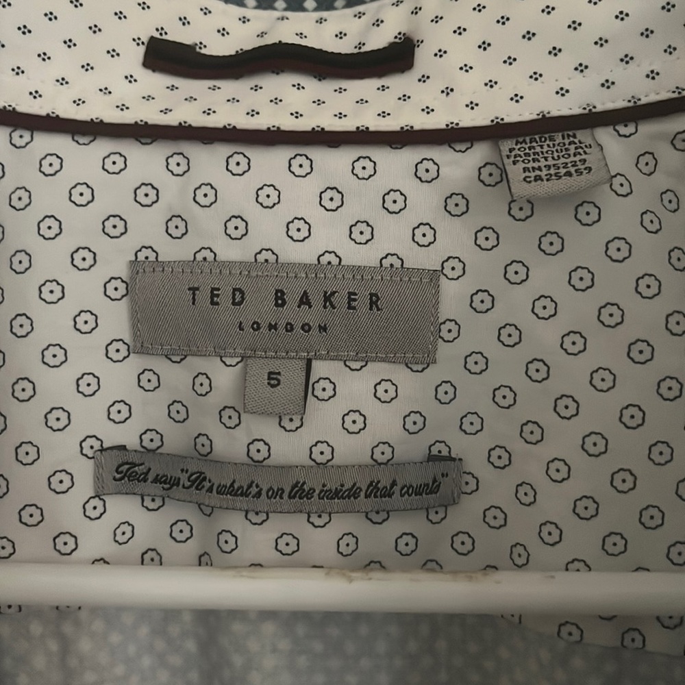 Ted Baker blue white 💎 pattern
